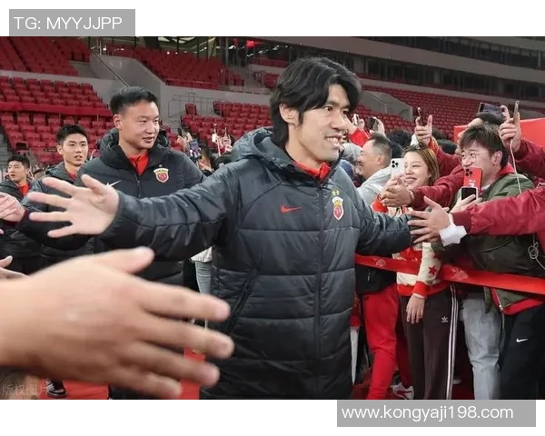 上海足球队状态飙升创历史新高引发球迷热议与期待 上海足球队状态飙升创历史新高引发球迷热议与期待