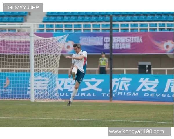 当国际足球明星挑战中文表达能力展现多元文化魅力与语言交流的奇妙之旅 当国际足球明星挑战中文表达能力展现多元文化魅力与语言交流的奇妙之旅