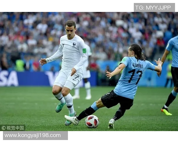 戛纳电影节上的足球明星们与他们的精彩瞬间回顾